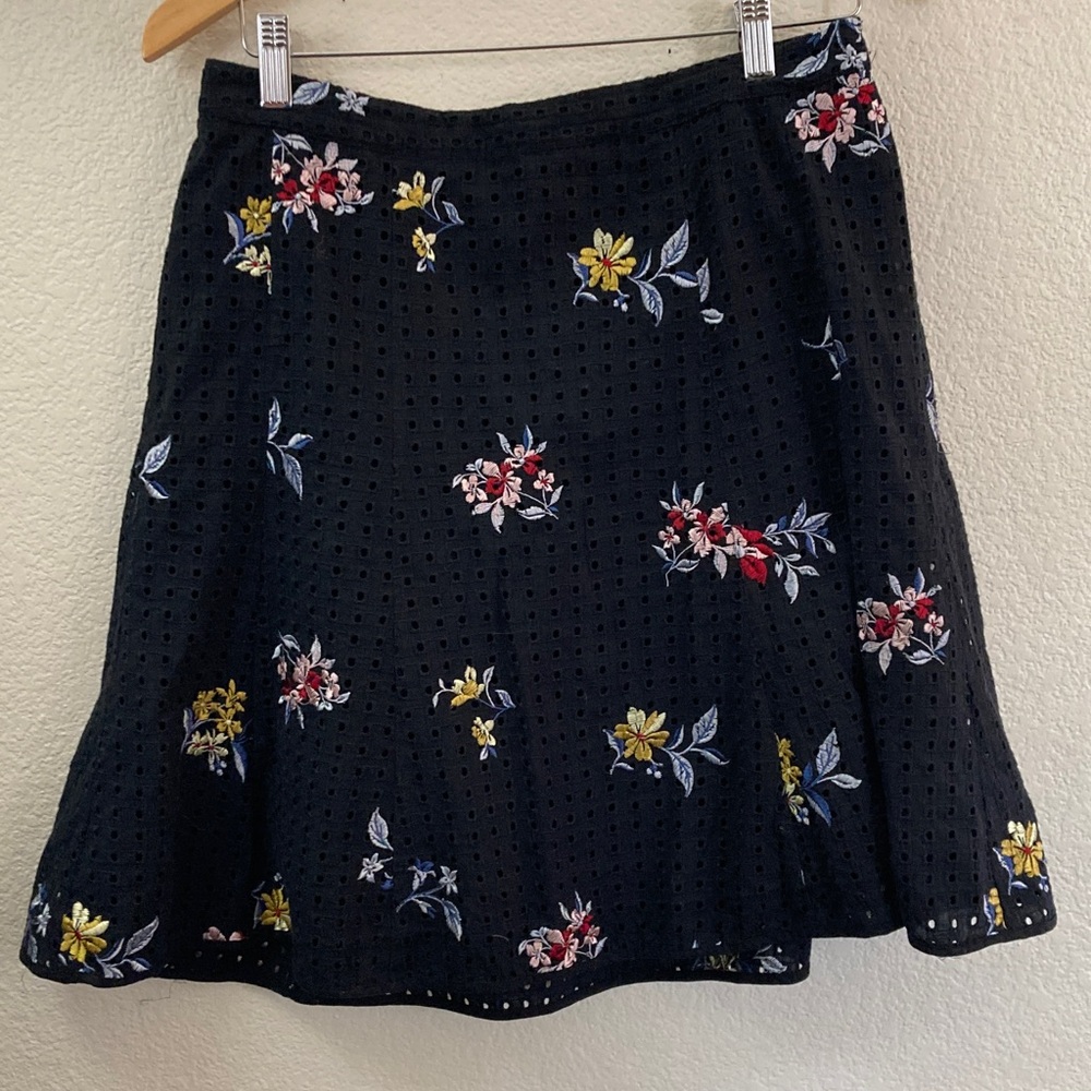 Ann Taylor Black eyelets embroidered A-Line mini Skirt zipper goth whimsical